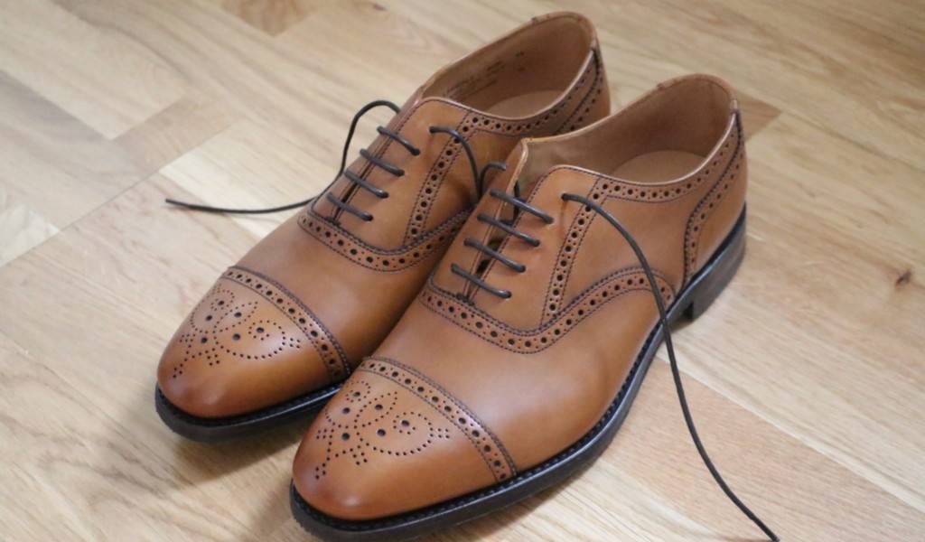 chaussures-anglaises-homme-marque